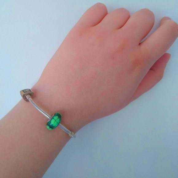 Pandora Silver "Memories" Charm bracelet Band - Picture 3 of 5